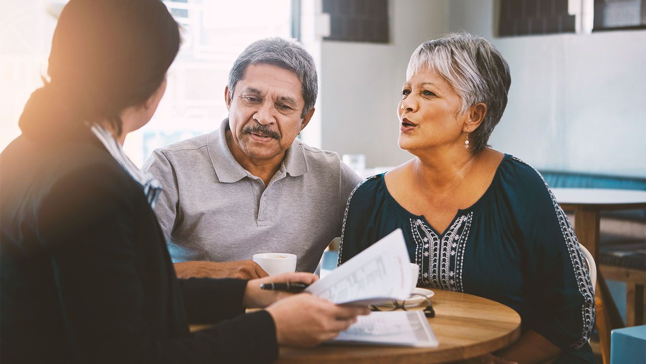 Couple visiting a doctor, learning about water vapour therapy